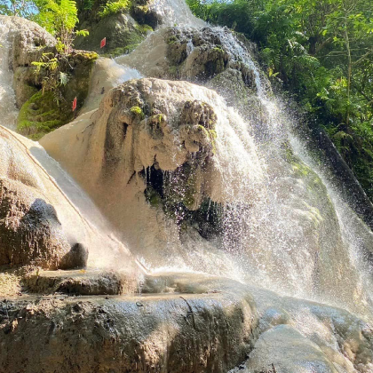 清迈 粘粘瀑布半日游【可搭 天使瀑布/清迈蓝庙/大象咖啡】