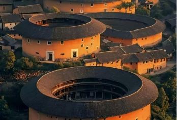 龙岩出发打卡永定土楼+高北土楼群+云水谣古镇包车一日游【专车直达云水谣与高北土楼群，省去换乘劳顿，一天尽览双遗产精髓】