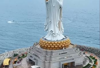 海南三亚南山海上观音一日游【南山+大小洞天【含门票】【南山佛教文化苑以以观音文化，生态文化，长寿文化园林文化为一体的大型仿唐风格景区】