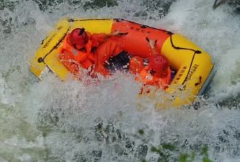 三亚出发·红霞谷漂流一日游【纯玩】【专业团队接待，资深导游，绝无强制消费】