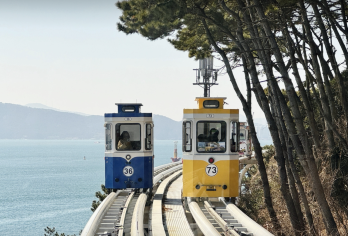 釜山一日游3人起精致拼小团海云台+甘川+胶囊列车经典路线可选【多套餐可选，性价比高】