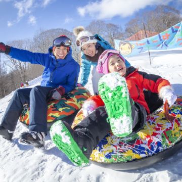 松葉蟹饗宴 + 滑雪採果一日遊:(新宿出發・贈送豆皮體驗)