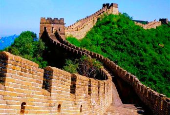 八达岭长城一日游【2-7人私家团含门票上门接送可选含缆车】【八达岭长城作为明长城精华段，以险峻地势、完整军事防御体系和深厚历史文化闻名！】