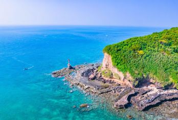 北海涠洲岛一日游【[一单一团丨可选拼小团]涠洲五韵·山海入画——火山秘境寻踪，丹青墨染南国】
