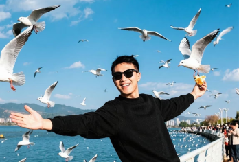 昆明石林风景区+滇池一日游【二环上门接 纯玩不购物 含中餐】【[品质纯玩]打造云南高端旅游体验，一手地接社，三年0投诉自家发车纯玩无购物，尽情畅游。】