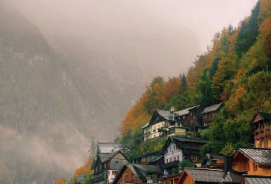 奥地利哈尔施塔特小镇+明信片观景台+天主教堂【中文私家包车】【尊享一对一高端行程定制，豪华包车专属礼遇，专业旅行顾问24小时恭候垂询。】