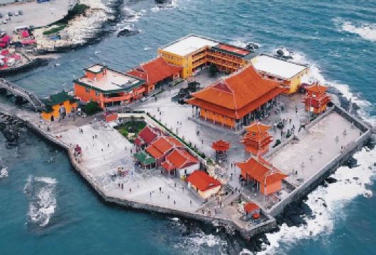 泉州专车专导私家团【梧林古村落+洛伽寺+黄金海岸+小威海】【[专属私密，一单一团]全程独立成团，无陌生人拼团，专车专导服务；行程灵活自由，可根据需求随时调整节奏】