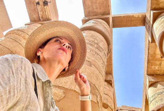 赫尔格达出发卢克索帝王谷与图坦卡蒙陵墓之旅【探索帝王谷，古埃及法老们的皇家陵墓遗址。 参观图坦卡蒙法老陵墓，一睹这位少年法王的著名安息之地。 探索哈特谢普苏特神庙与曼侬巨像。】