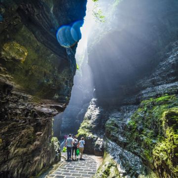 保定出发，野三坡八百里峡+拒马河自由活动一日游