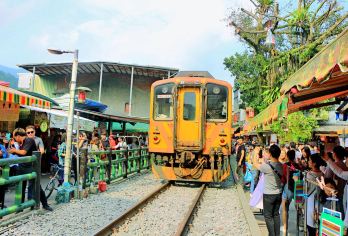 大台北包车一日游｜印尼语导游专属团【专属印尼语导游 全程陪同，让您在大台北包车游中零语言障碍，玩得安心又自在】