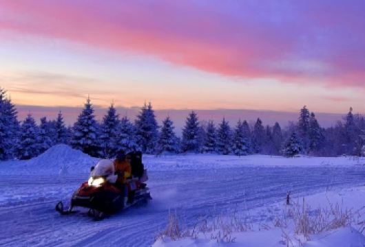 长白山漂流+雪岭/老李克湖+恩都里+云顶天宫一日游【2-6人精品小团】