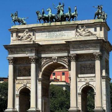 意大利米兰市区景点-圣玛丽亚感恩教堂《最后的晚餐》包车-精选