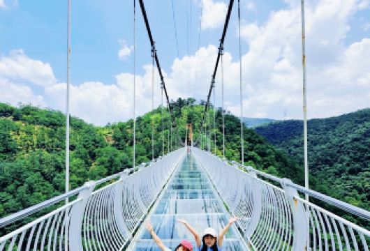 昆明青龙峡徒步一日游  【专业徒步路线+玻璃栈道+皮划艇】【藏在昆明近郊的徒步秘境 逃离喧嚣都市 与世界断联3小时~】