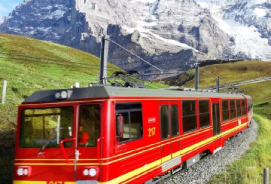 瑞士少女峰+欧洲之巅火车站+冰宫+斯芬克斯天文台一日游【[各种景点]想去哪里您说了算】