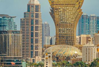 澳门一日游巴黎人+大三巴+威尼斯人+银河钻石跟团游珠海出发【[优良资质]专注港澳旅游，实力让口碑落地，多地出发+多套餐可选(总有一个适合您)】