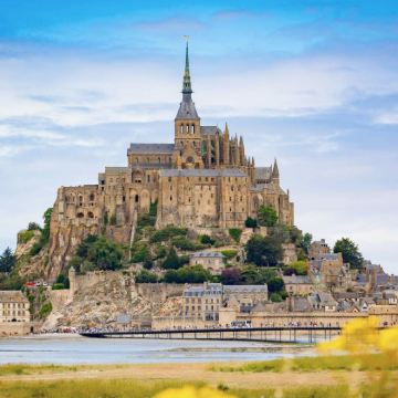 法国圣米歇尔山+修道院一日游丨巴黎往返中/英文丨可选语音导览