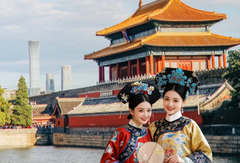 中国北京故宫博物院一日游【金牌导游·限时特惠】【[专线导游·专导讲解]全程导游深度讲解·带您领略北京风光， 以优质的服务为目的，让每一位游客不虚此行】