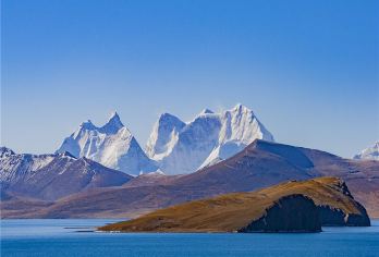 纳木措一日游丨南岸扎西岛/北岸圣象天门套餐可选丨多团型随心订【纳木措南岸扎西岛，可选16人团/8人团/车载供氧保姆车小团，湖边近距离接触】