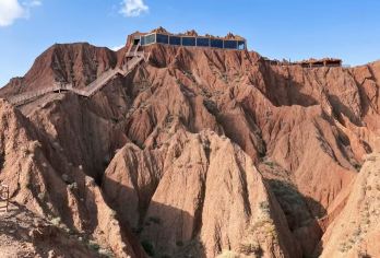 库车独库公路终点纪念碑+克孜利亚胜景+龟兹博物馆一日游【[雅丹地貌]克孜利亚大自然的旷世之作;】