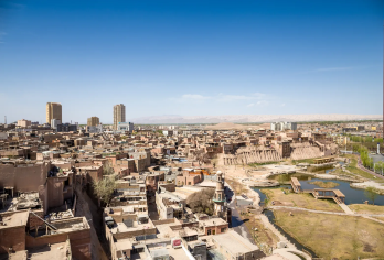 【亲子游玩·南疆大环线】喀什古城+白沙湖+木吉火山口【10小时VIP包车游，独立用车，行程自由，亲朋好友快乐出行】