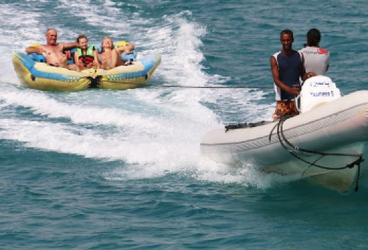 埃及红海水上三项 拖曳伞拖伞香蕉船飞鱼快艇出海珊瑚鱼群【品质出游】