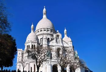 法国巴黎卢浮宫+埃菲尔铁塔+塞纳河+蒙马特高地一日游【中文服务|专车接送|时间自由|行程可调|可定制行程】