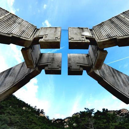 医巫闾山+北镇庙+九华山一日游【锦州上门接送2-8人小团】