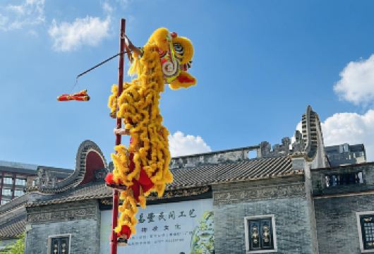 佛山祖庙+醒狮表演+岭南天地+西樵山一日游|包车游+上门接送【私家旅行：一单一团，不拼客，专属旅行； 品质服务：5座/7座车上门接送，专职司机护航】