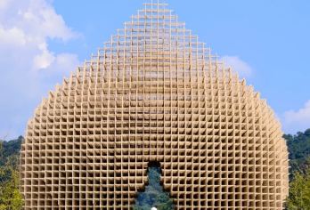 韶关南华寺+丹霞山一日游【2人起发/纯玩小团/上门接送】【南华禅寺 简介：“东粤第一宝刹，南宗不二法门”，是广东六大名寺之一，也是我国著名的佛教古刹之一】