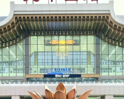 구화산역 베이징 서역 직행 고속철도 개통: 더욱 편리해진 이동 정리