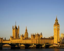 Unlock London's hottest photo spots