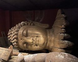 Capture serene, super photogenic shots at Wangfujing's 1,000-year-old reclining Buddha