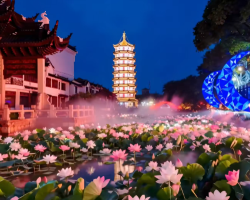 Zhouzhuang by moonlight, nights only get better