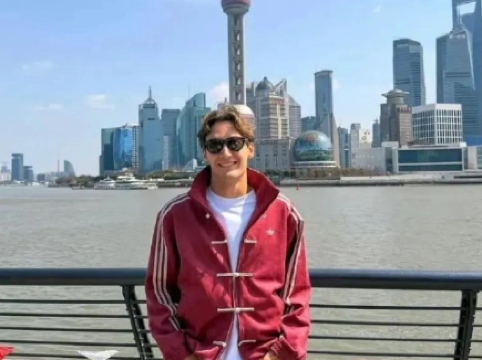 F1 drivers dive into Shanghai