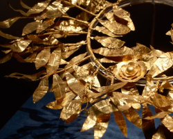 China-Greece exhibit opens: 250 gold artifacts at Shaanxi History Museum