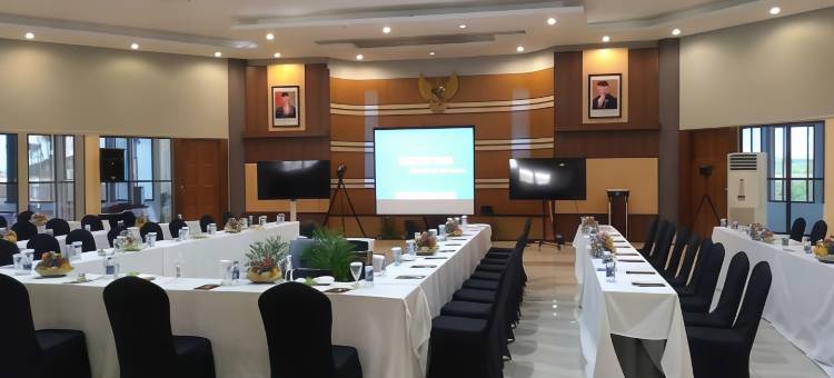 贾蒂卢尔山谷度假村(Jatiluhur Valley Resort)图片