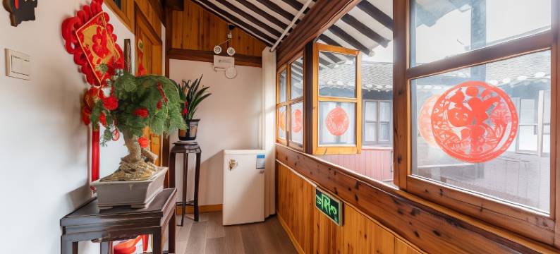 琴笙楠舍·巷里人家客栈(同里古镇店)图片