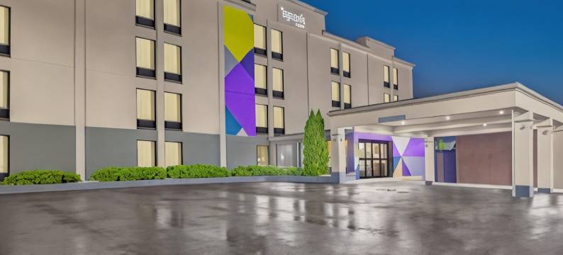 希尔顿克拉克斯萨米特Spark(Spark by Hilton Clarks Summit)图片