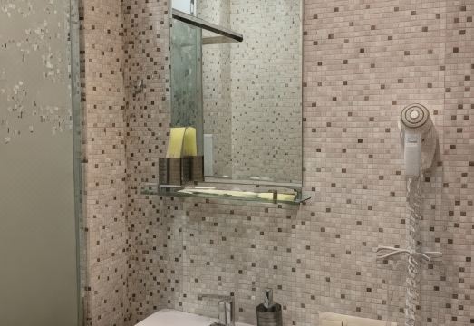 Semeinie Apartments Hotel Overview