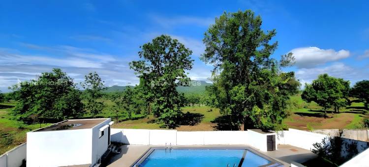 位于斯哈哈普尔的2卧室别墅-120平方米|带3个独立浴室(Spanish-inspired 2 BHK White Villa - Brinla Homes)图片