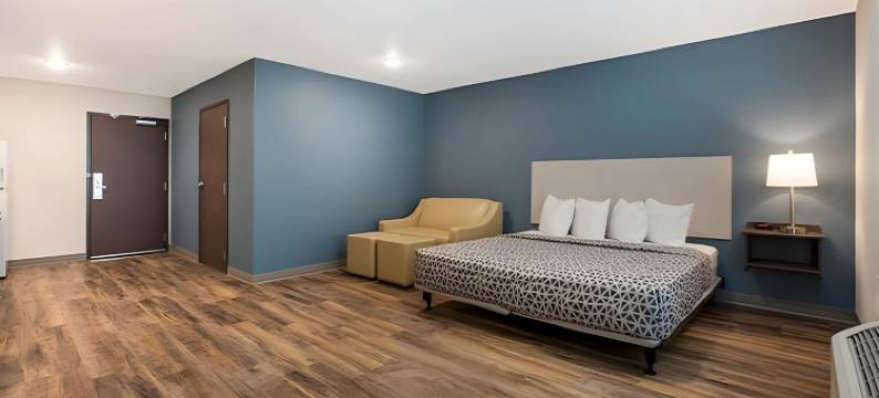 伍兹普林斯唐纳斯格罗夫- 芝加哥套房(WoodSpring Suites Downers Grove - Chicago)图片