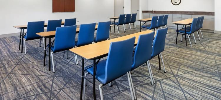 智选假日套房酒店芝加哥阿冈昆(Holiday Inn Express & Suites Chicago-Algonquin)图片