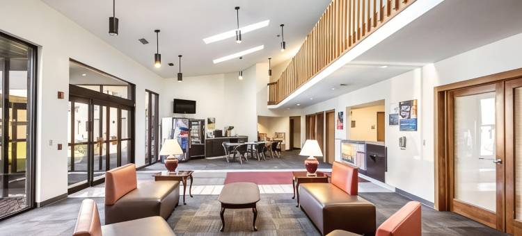 威斯康星萨库维里 6 号汽车旅馆(Motel 6 Saukville, WI)图片