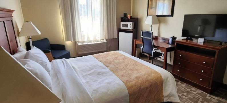 沃纳梅克I-70凯艺酒店(Quality Inn I-70 at Wanamaker)图片