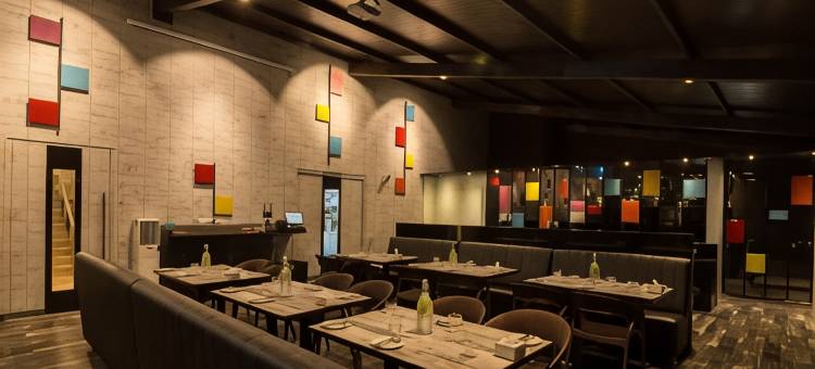 罗帕精英酒店(Roopa Elite)图片