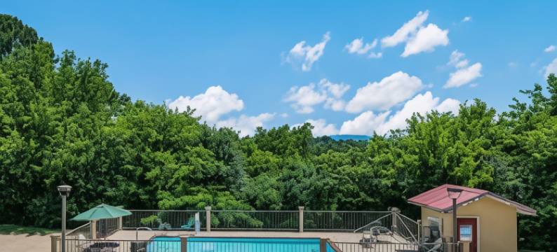 温泉城 - 汉密尔顿湖凯艺套房酒店(Quality Inn & Suites Hot Springs - Lake Hamilton)图片