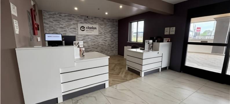 克拉丽奥波因特(Clarion Pointe)图片