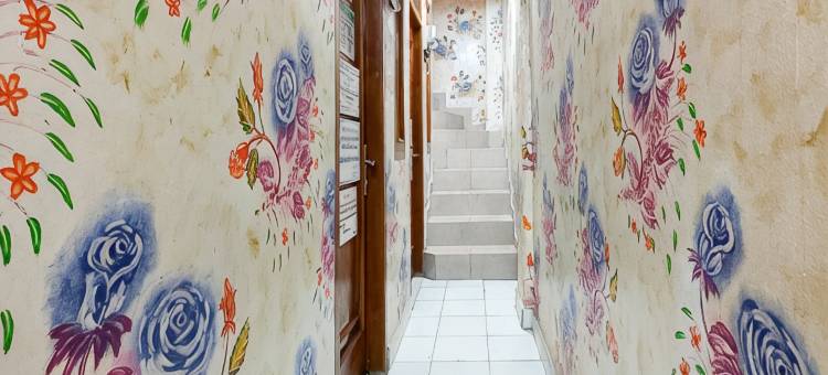 Queen Residence Ancol RedPartner图片