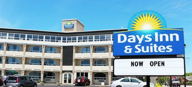 北海湾市中心戴斯套房酒店(Days Inn & Suites by Wyndham North Bay Downtown)图片