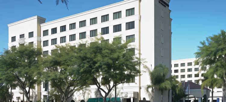 阿纳海姆会议中心逸林套房酒店(DoubleTree Suites by Hilton Anaheim Resort/Convention Center)图片